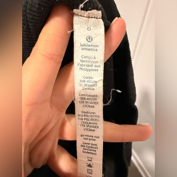 Lululemon Black Studio Crop Pants size 8 - Picture 6 of 6